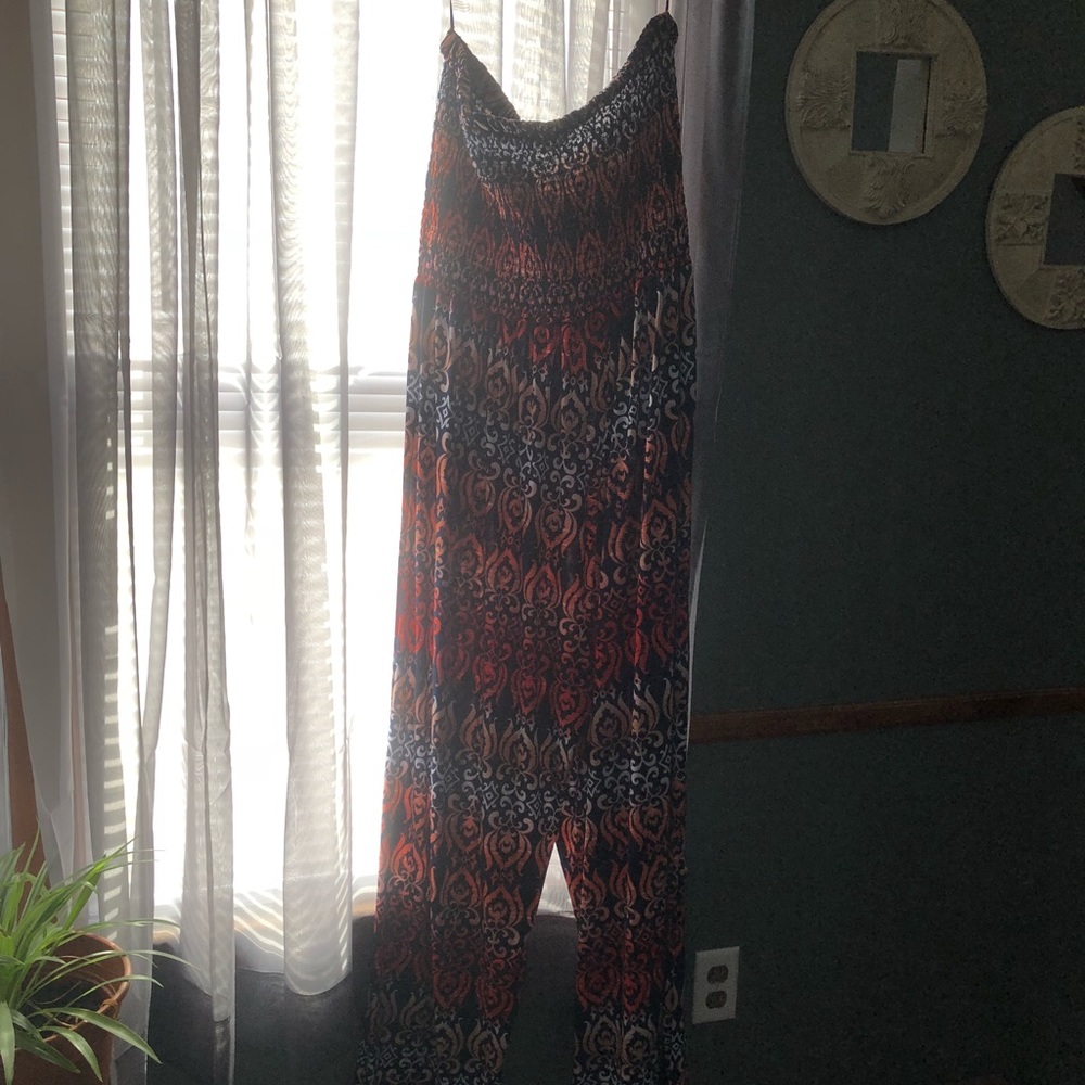 Super Cute wide leg Jumpsuit ... stretchy